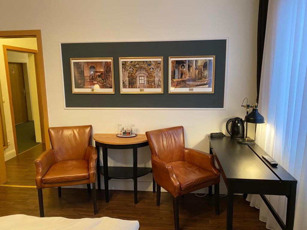 Hotel Niedersachsen 夸肯布鲁克 外观 照片
