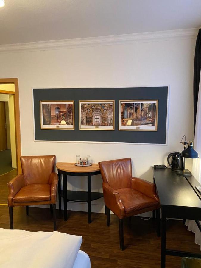Hotel Niedersachsen 夸肯布鲁克 外观 照片